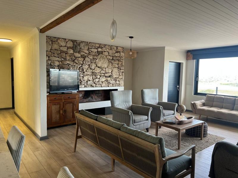 4 Bedroom Property for Sale in Stilbaai East Western Cape